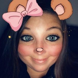 Meet your Posher, Carrie